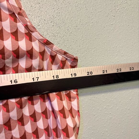 ⭐️ 3/$21 ⭐️ J. Crew Women’s Red Pink Sleeveless Geometric Boxy Blouse Size 10 - Picture 8 of 9
